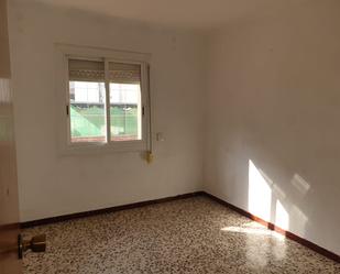 Bedroom of Flat for sale in L'Hospitalet de Llobregat  with Washing machine