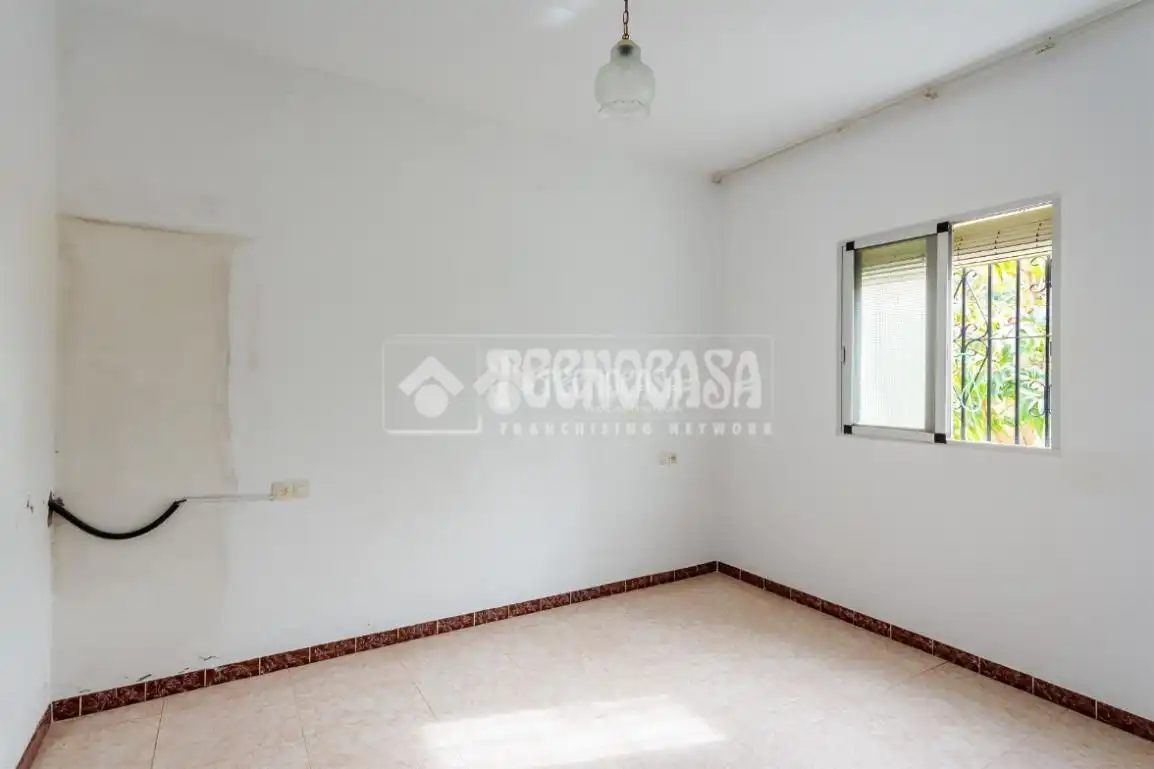 Casa rústica amb jardí en venda a Cútar, imagen 19