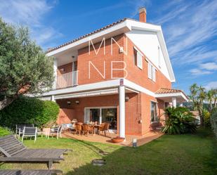 Casa adosada en venda a Canafort - El Puntó