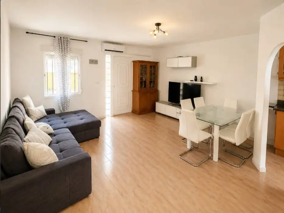 Sala de estar de Casa o chalet en venta en Torrevieja con Aire acondicionado, Calefacción y Terraza