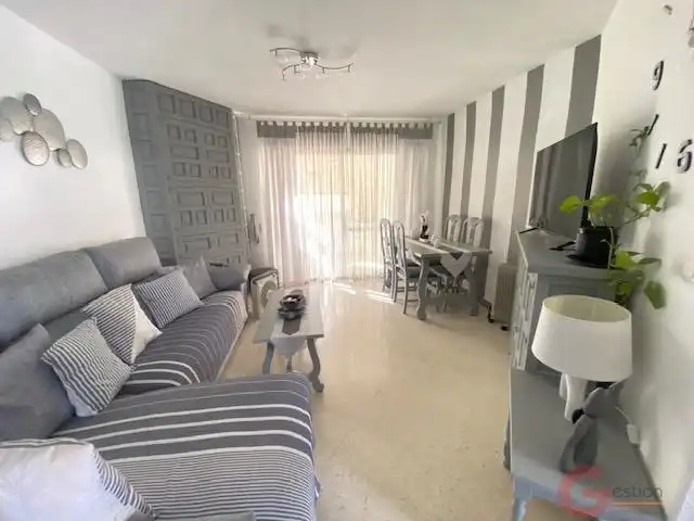 Apartment with lift for sale in Almuñecar centro