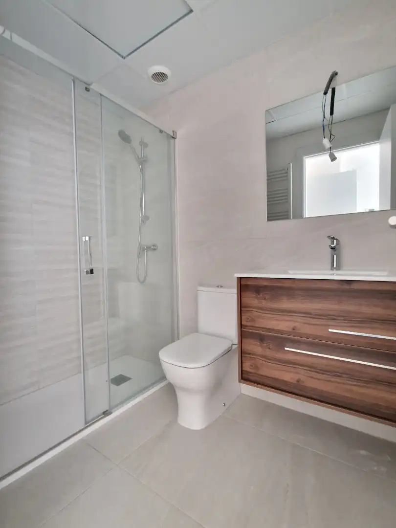 Bany de Pis en venda en Zaragoza amb Aire condicionat, Parquet i Terrassa