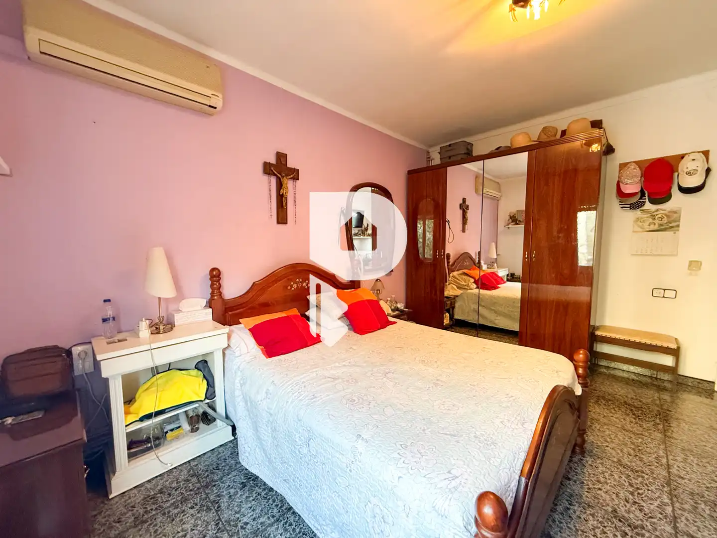 Dormitori de Casa o xalet en venda en Sant Vicenç Dels Horts amb Aire condicionat, Calefacció i Terrassa