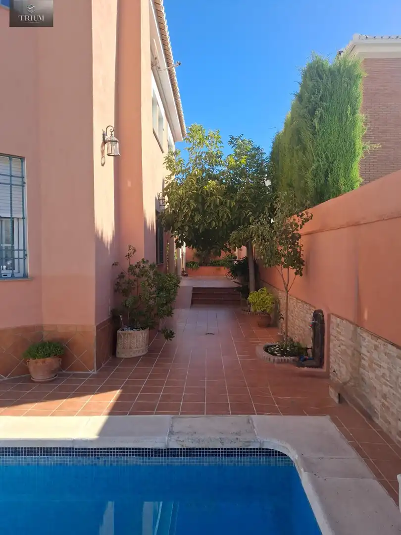 Villa avec terrasse à vendre à Genil, imagen 14