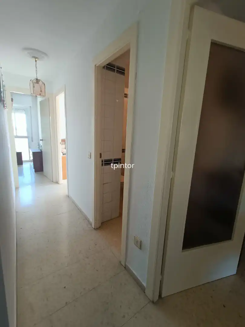 Wohnung zum Verkauf in Cáceres mit Terrasse, Möbliert und Ofen
