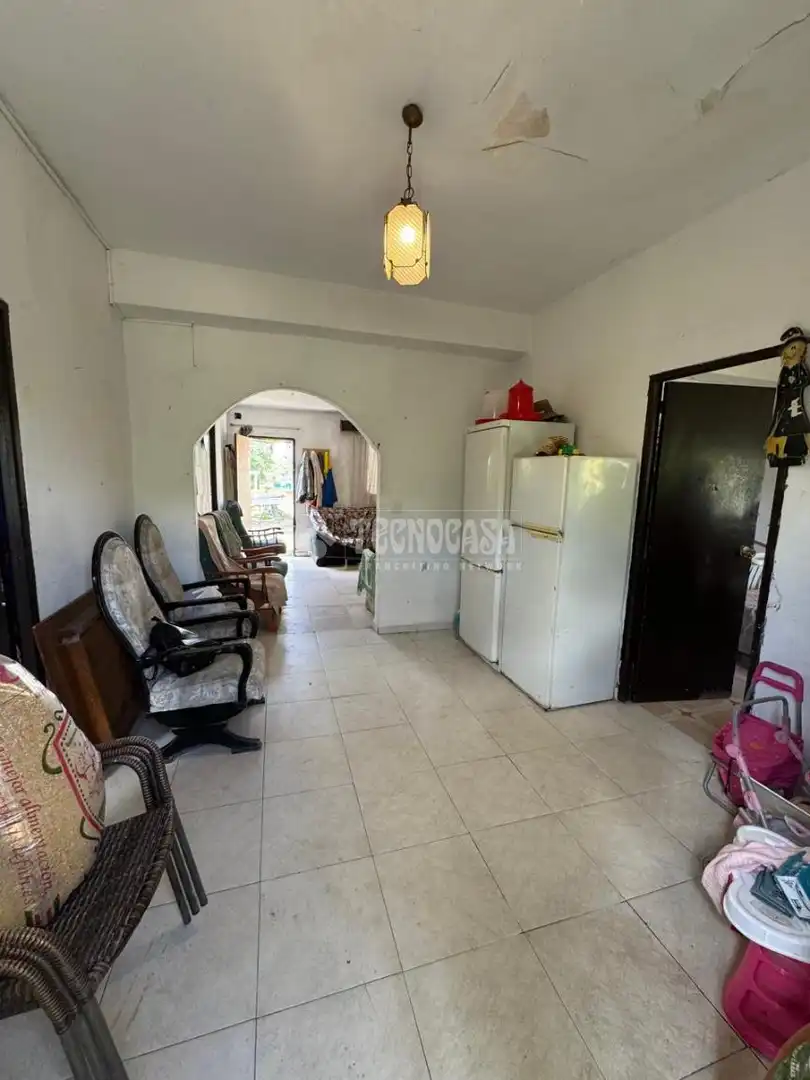 Country homes for sale in Dos Hermanas