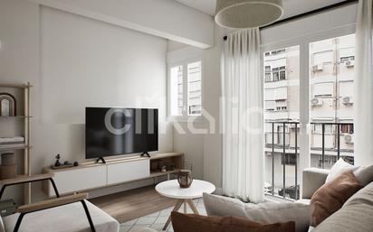 Living room of Flat for sale in  Sevilla Capital  with Air Conditioner and Balcony