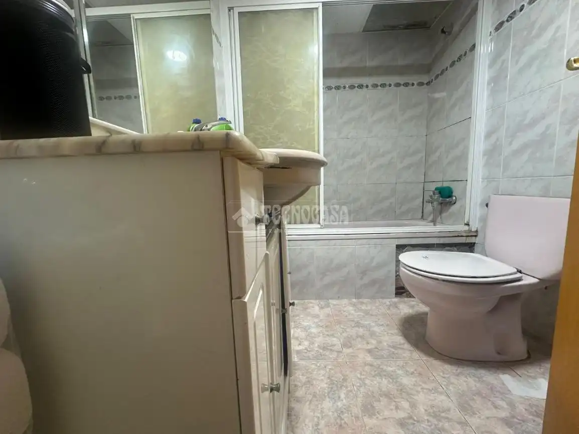 Baño de Piso en venta en Barcelona con Aire acondicionado y Balcón