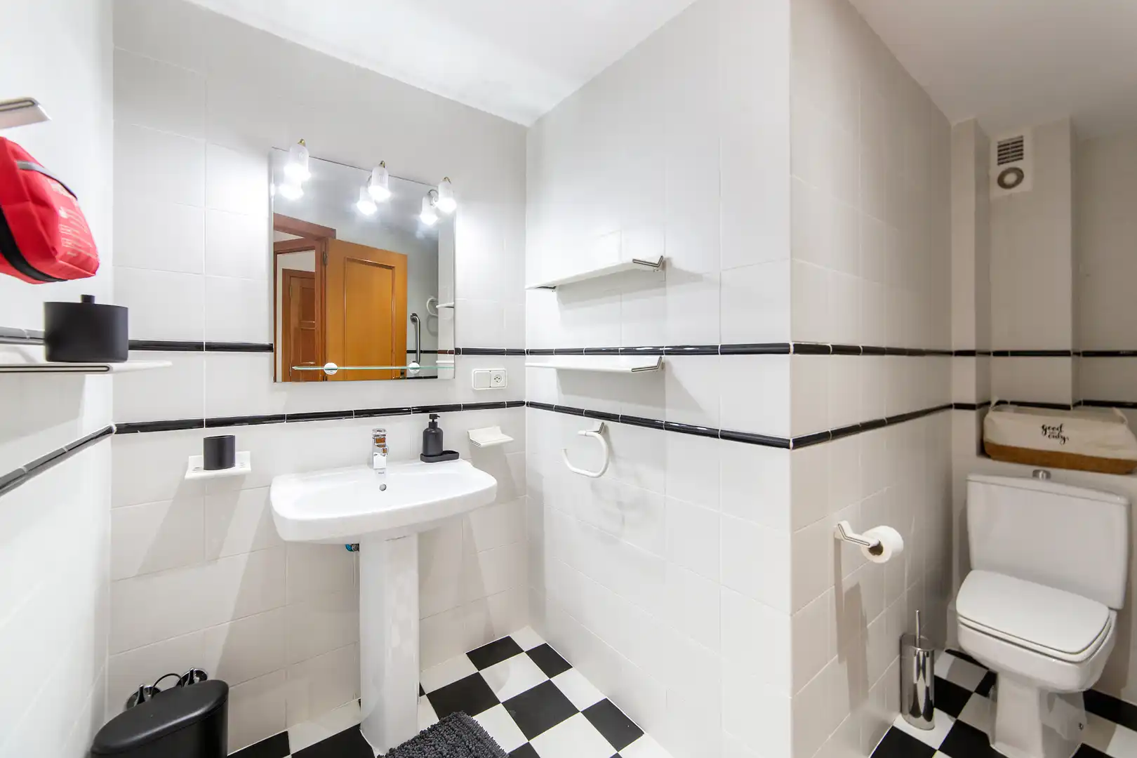 Baño de Piso en venta en Valencia con Aire acondicionado, Calefacción y Parquet