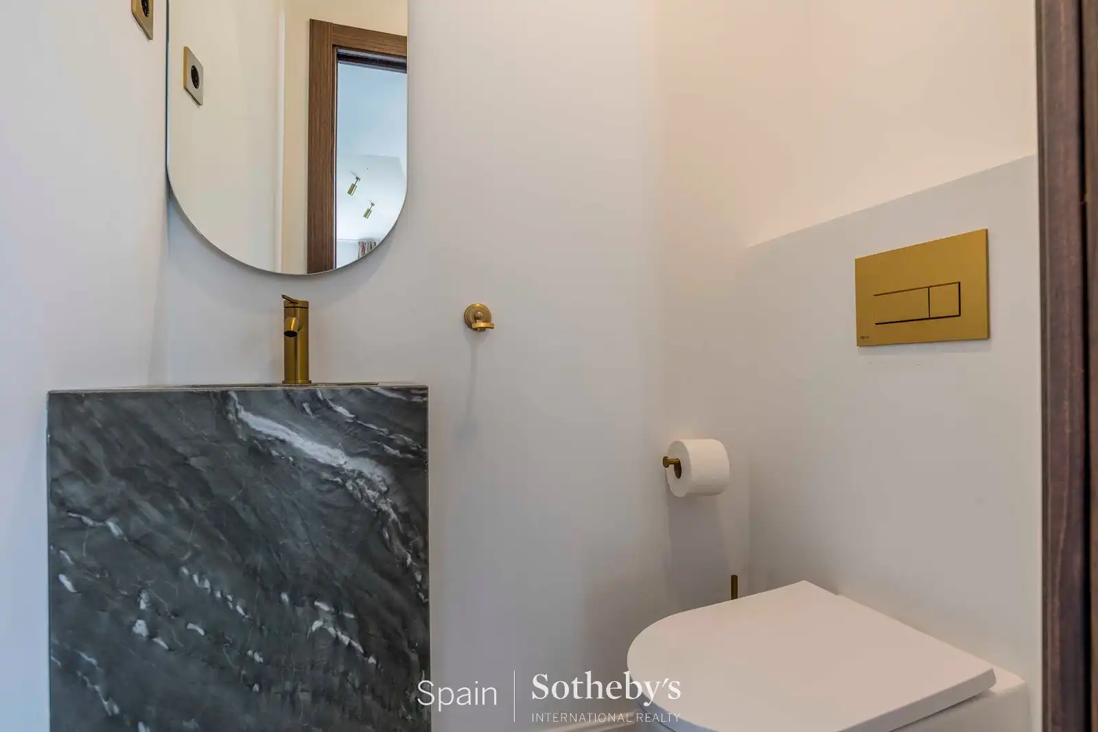 Ático con ascensor en venta en C. de Jovellanos, imagen 15