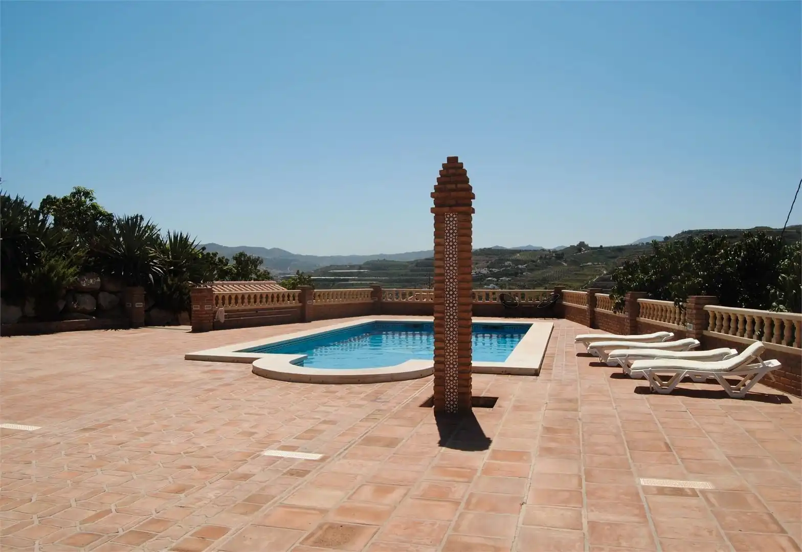 Piscina de Casa o chalet en venta en Vélez-Málaga con Aire acondicionado, Jardín privado y Terraza