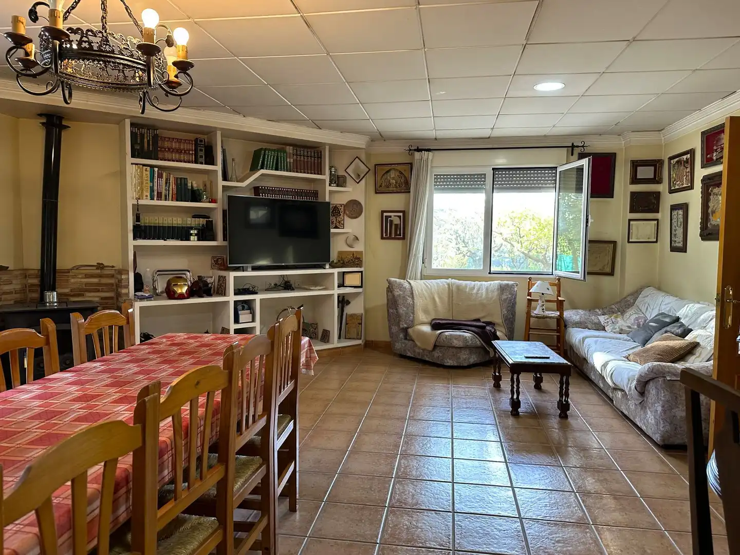 Sala de estar de Casa o chalet en venta en Ontinyent con Aire acondicionado, Calefacción y Jardín privado
