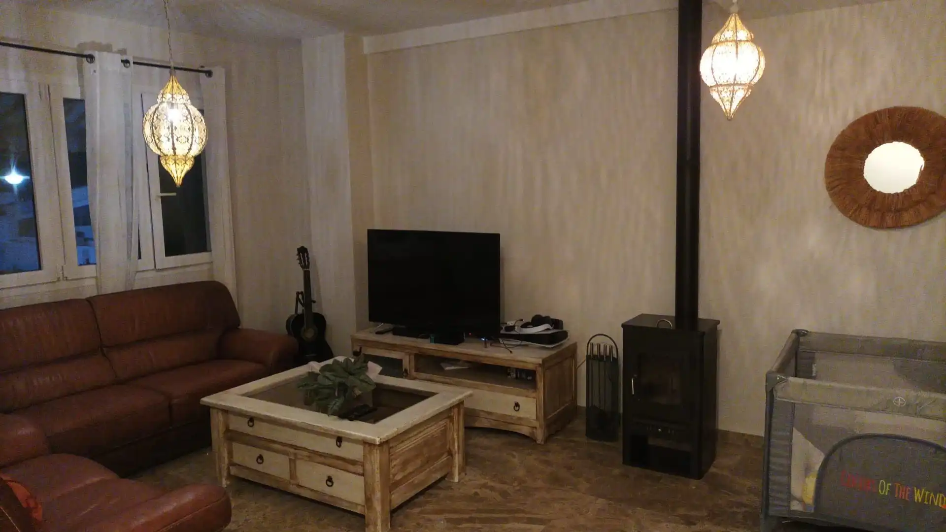 Sala d'estar de Casa adosada en venda en La Línea de la Concepción amb Aire condicionat, Jardí privat i Terrassa