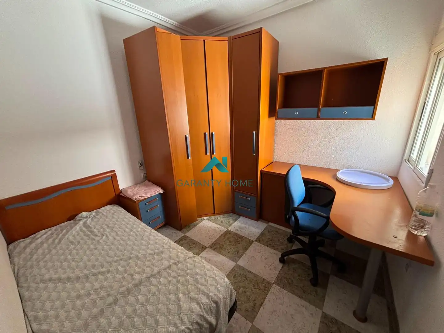 Schlafzimmer von Wohnung zur Miete in Jaén mit Klimaanlage, Möbliert und Balkon