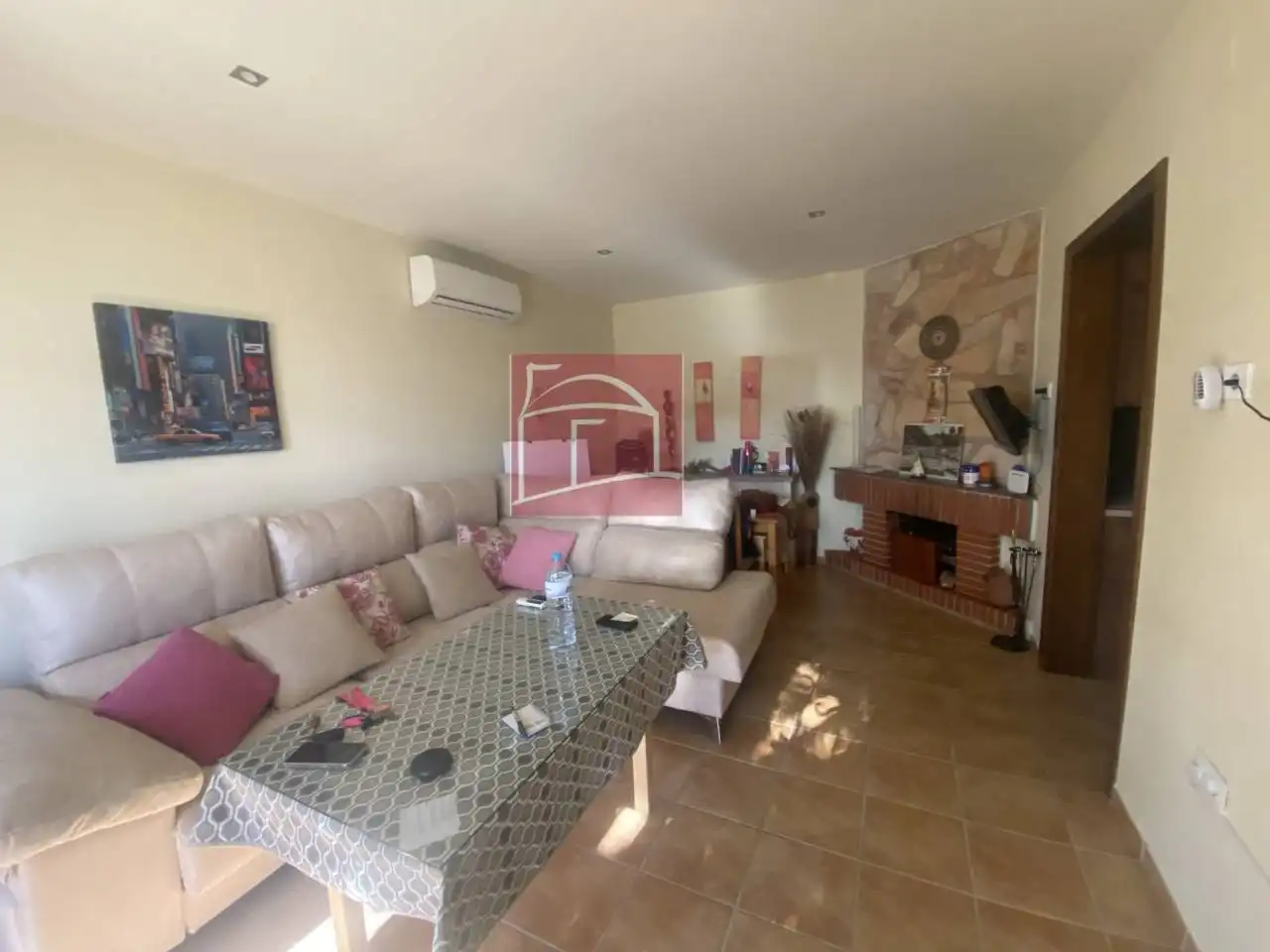 Living room of Single-family semi-detached for sale in Villanueva de la Serena  with Air Conditioner, Furnished and Community pool