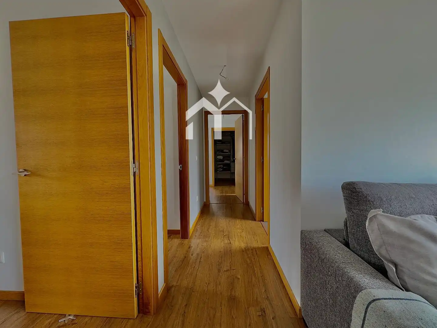 Casa o xalet en venda en Cangas  amb Calefacció, Parquet i Terrassa