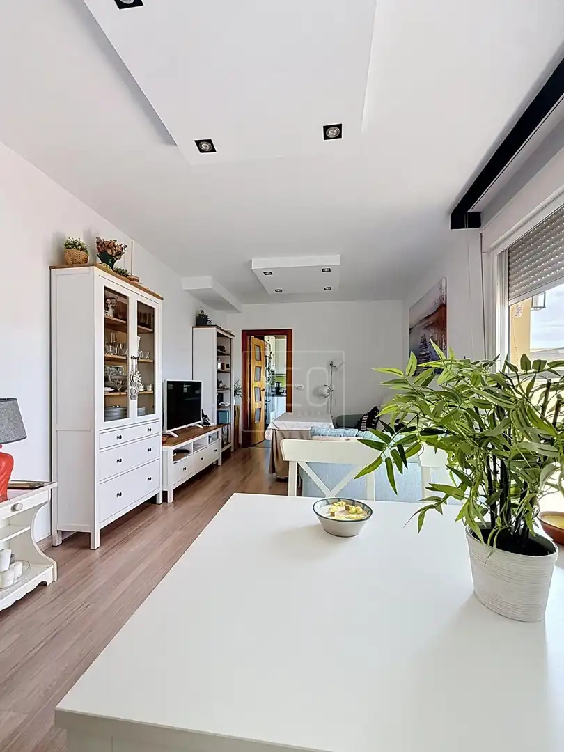 Sala de estar de Ático en venta en Las Gabias con Aire acondicionado, Calefacción y Terraza