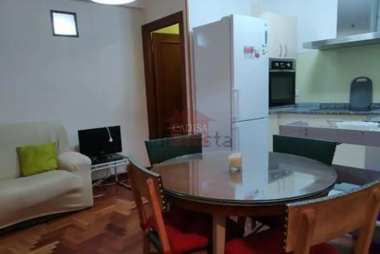 Living room of Flat for rent in Salamanca Capital  with Heating, Parquet flooring and Furnished