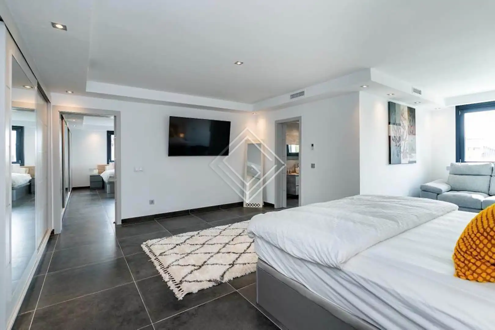 Villa mit Pool zum Verkauf in Nueva Andalucía, imagen 6