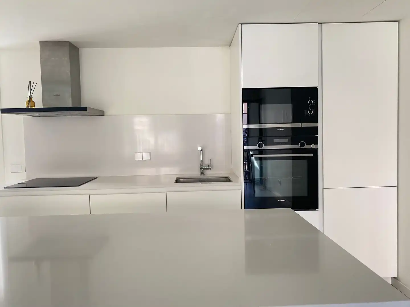 Cuina de Apartament de lloguer en  Palma de Mallorca amb Terrassa i Balcó