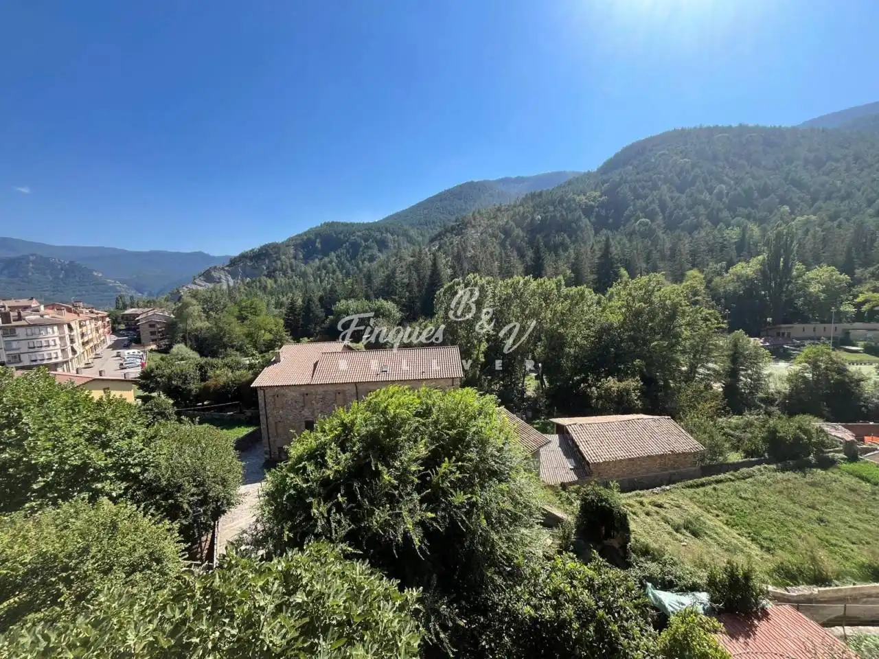Exterior view of Flat for sale in Bagà  with Heating, Furnished and Balcony
