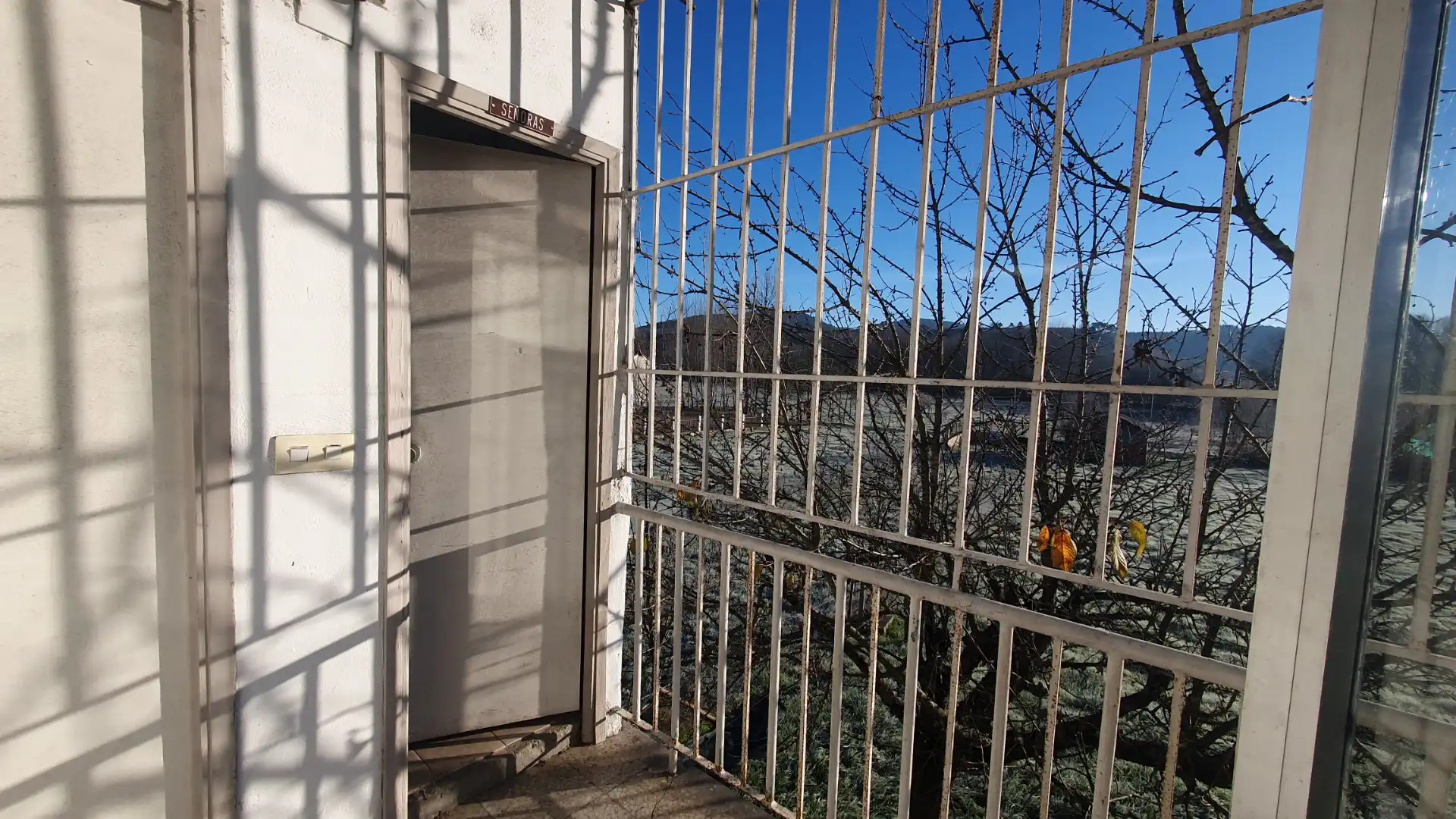 Terrassa de Casa o xalet en venda en Vega de Espinareda amb Calefacció, Jardí privat i Terrassa