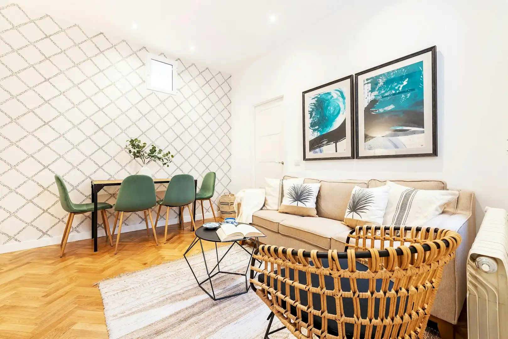 Sala de estar de Piso de alquiler en Madrid con Aire acondicionado, Calefacción y Lavadora
