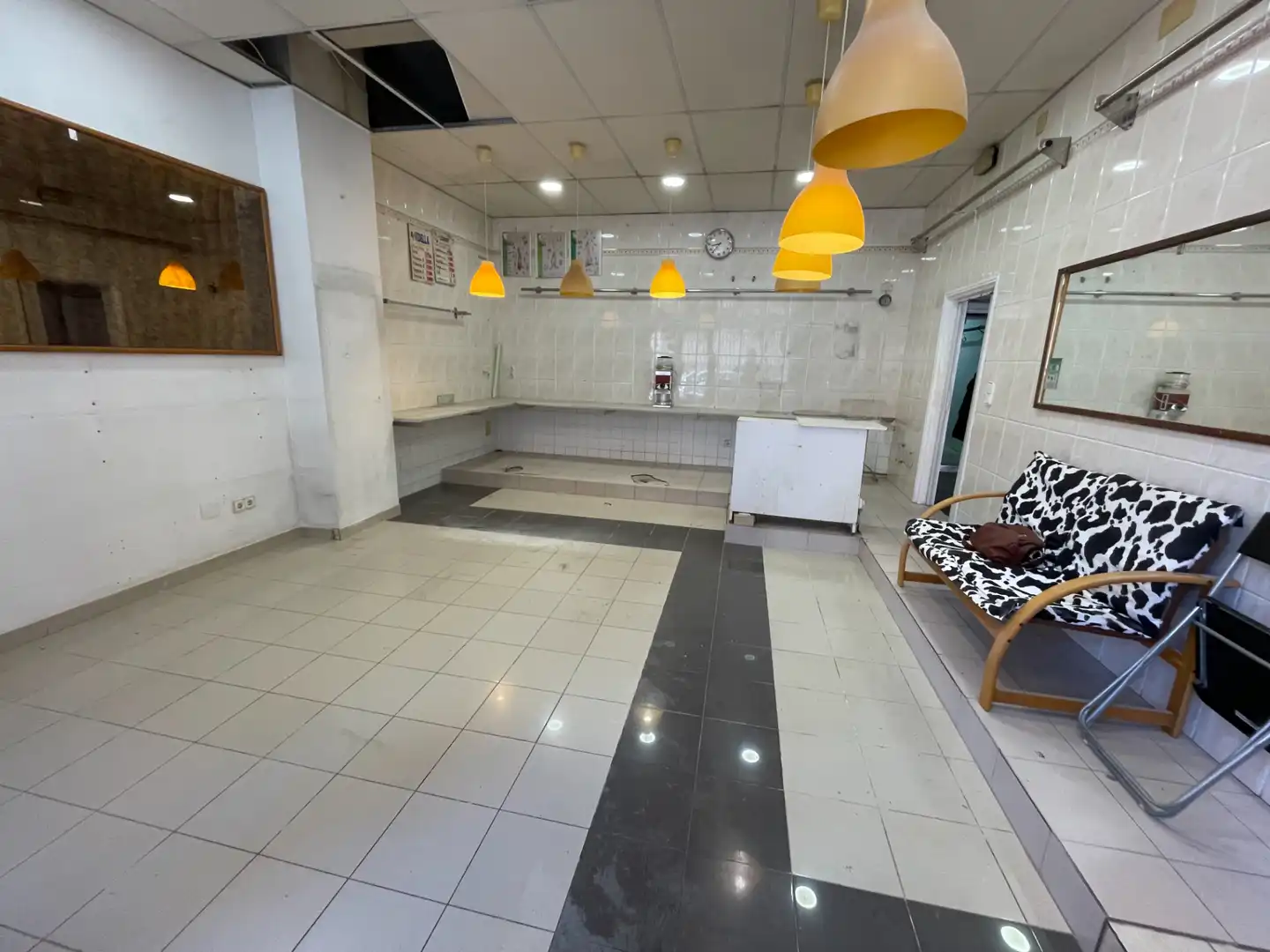 Business premises to rent in Carrer de Sant Isidre 8, imagen 2