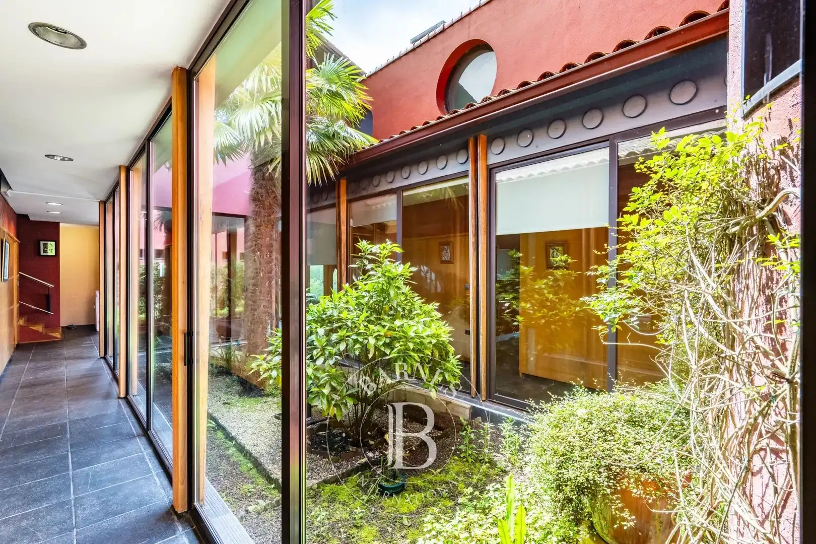 Vista exterior de Casa o chalet en venta en Donostia - San Sebastián  con Calefacción, Trastero y Piscina