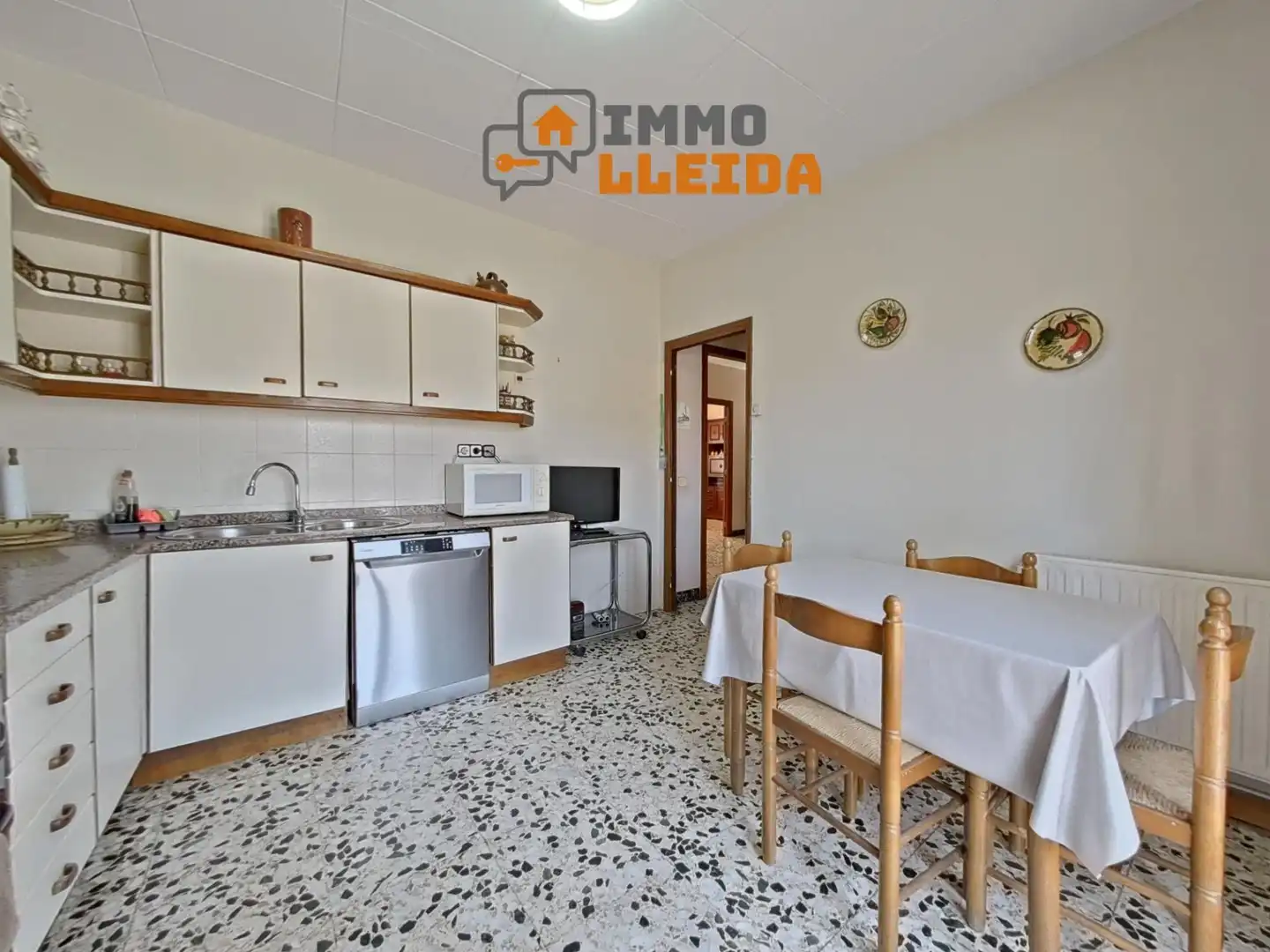 Exterior view of Flat for rent in Os de Balaguer  with Heating, Terrace and Storage room