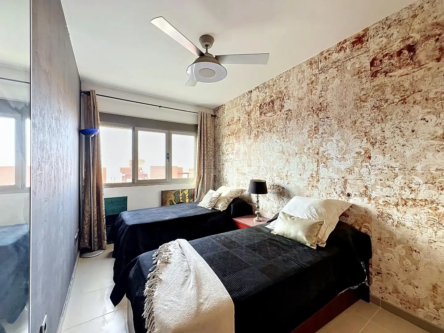 Habitación de Piso en venta en Almería con Aire acondicionado, Calefacción y Terraza