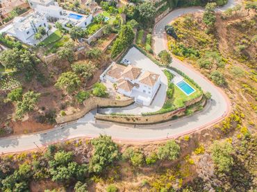 Xalet amb piscina en venda a La Mairena