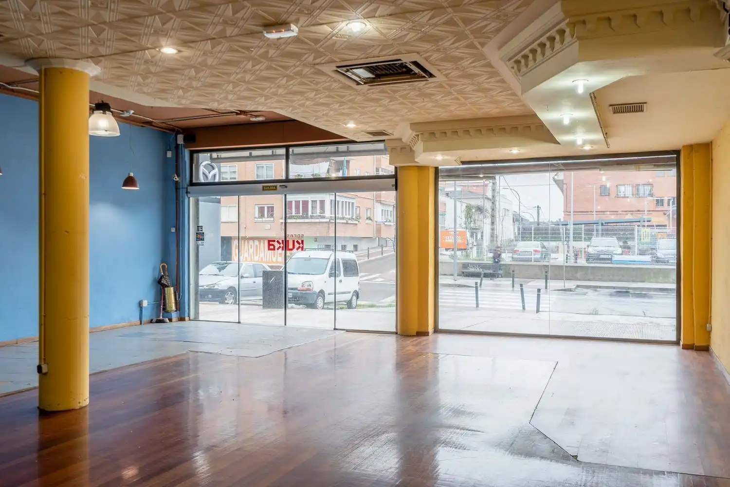Local comercial en venda a Avenida Juan Carlos I, imagen 3