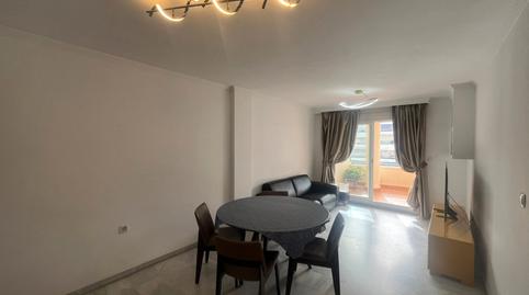 Foto 3 de Piso de alquiler en Calle José Manuel Vallés, 7, Los Jardines de Marbella - La Ermita, Marbella