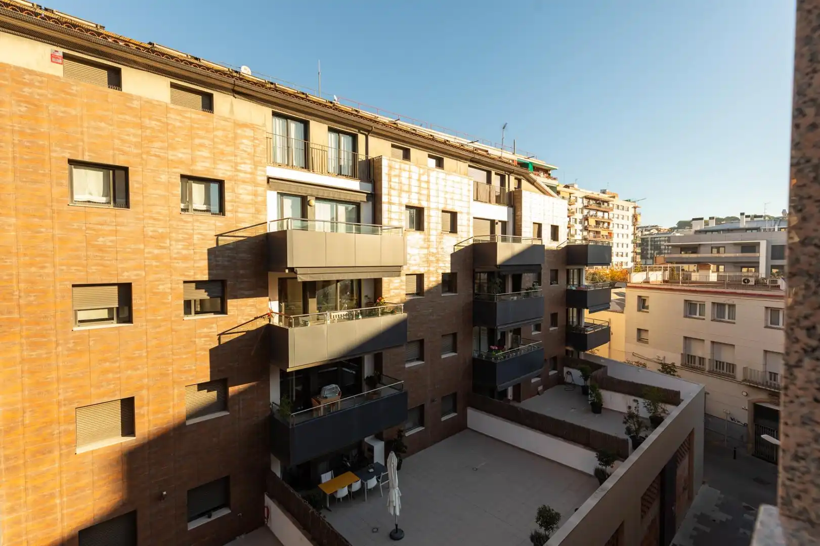 Vista exterior de Piso en venta en Granollers con Aire acondicionado, Calefacción y Terraza