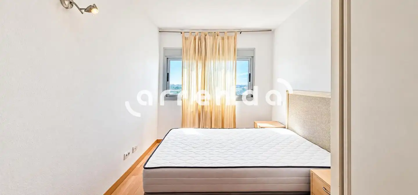 Schlafzimmer von Wohnung zur Miete in Usera