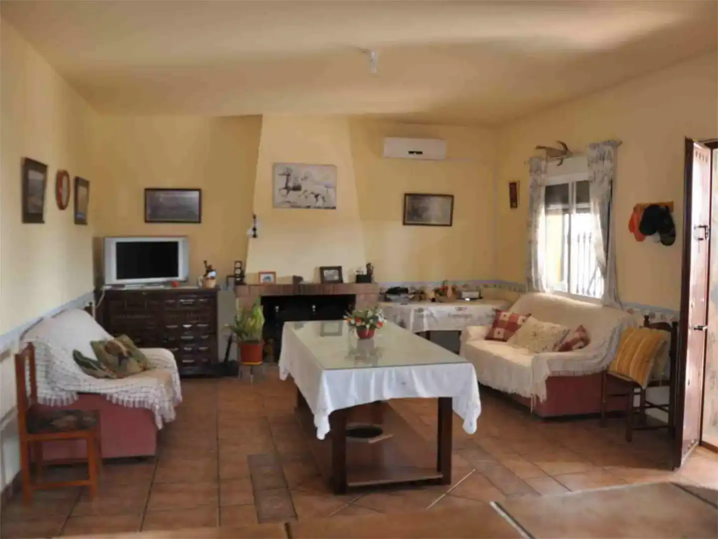 Sala de estar de Casa o chalet en venta en Zalamea de la Serena con Aire acondicionado, Jardín privado y Amueblado