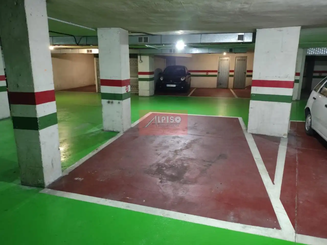 Parkplatz von Garage zur Miete in Ourense Capital 