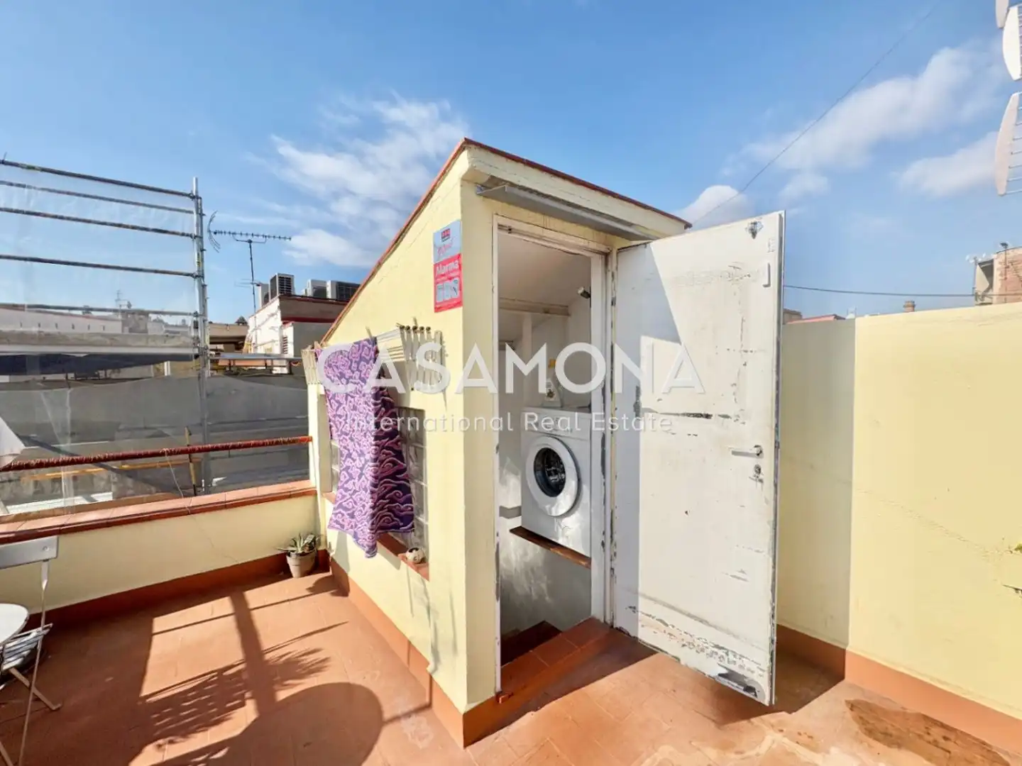 Terrasse von Maisonette zum Verkauf in Barcelona mit Klimaanlage, Terrasse und Balkon