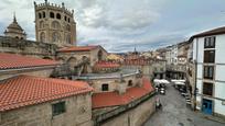 Außenansicht von Wohnung zum verkauf in Ourense Capital  mit Balkon