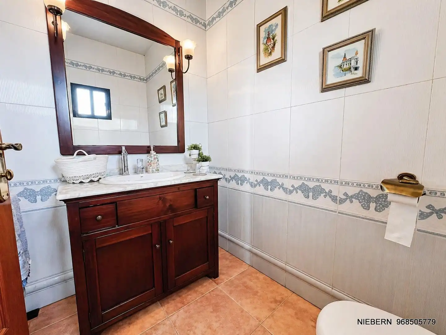 Baño de Casa o chalet en venta en Cartagena con Aire acondicionado, Calefacción y Jardín privado