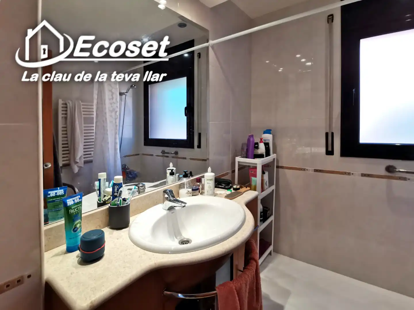 Bathroom of Houses for sale in Corbera de Llobregat  with Heating, Private garden and Parquet flooring