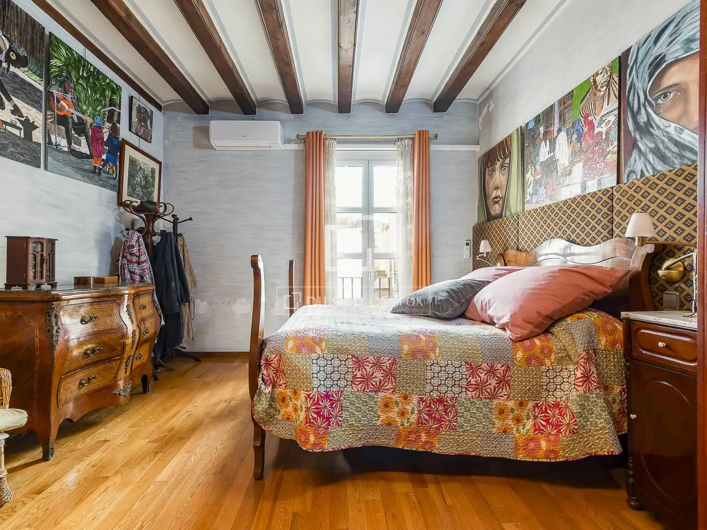 Habitación de Piso en venta en Barcelona con Calefacción, Terraza y Balcón