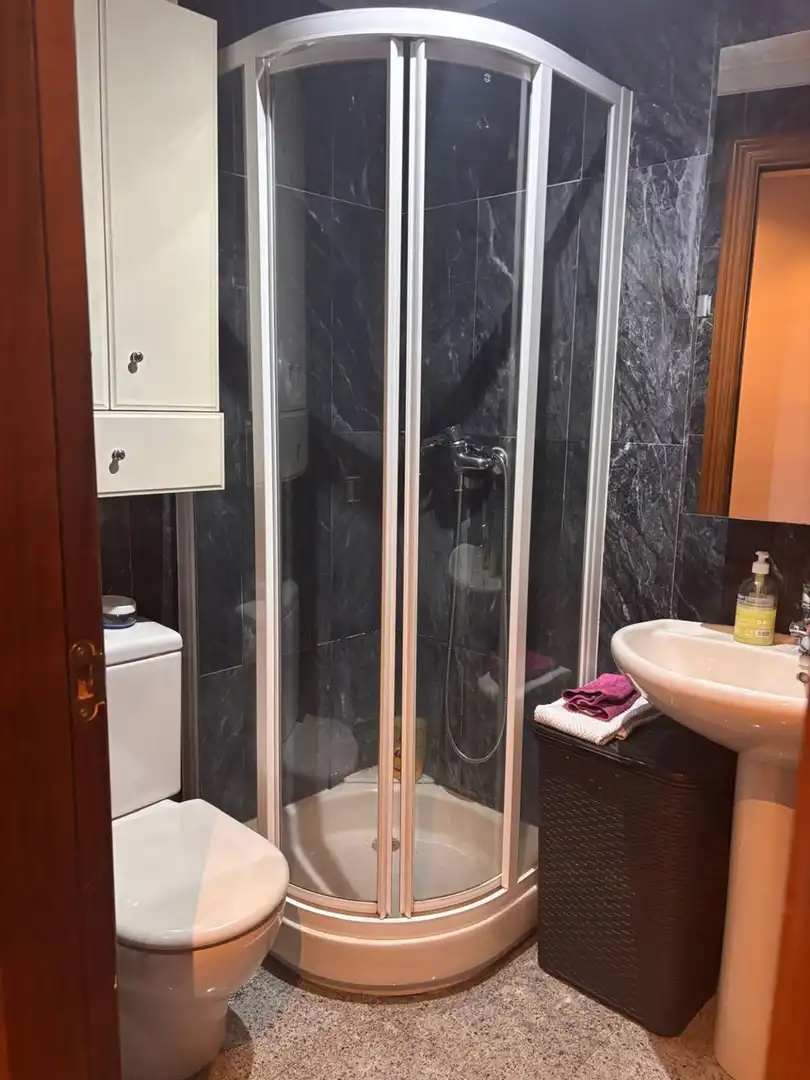 Badezimmer von Wohnung zum Verkauf in Salamanca mit Abstellraum