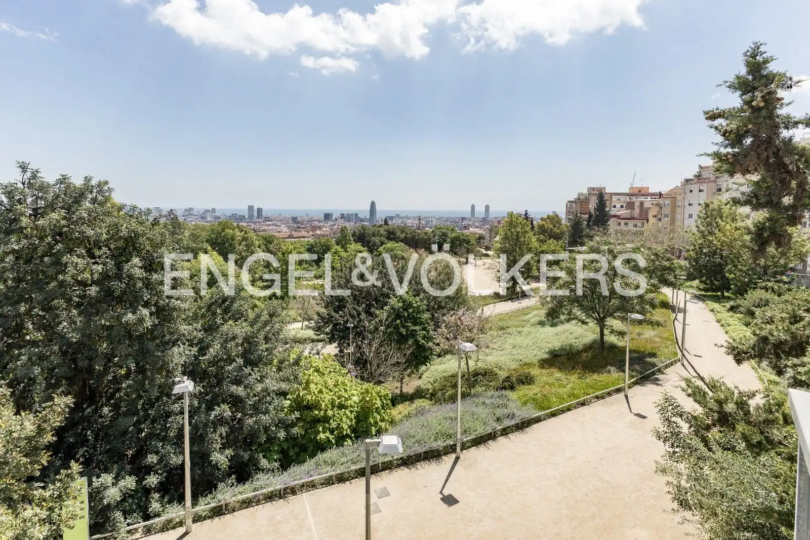 Terrasse von Wohnung zum Verkauf in Barcelona mit Klimaanlage und Heizung