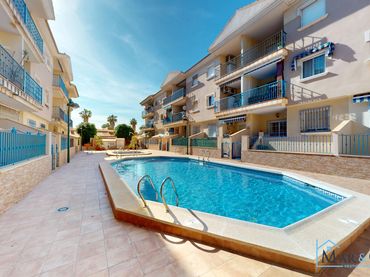 Piso con balcón en venta en Los Narejos - Punta Calera