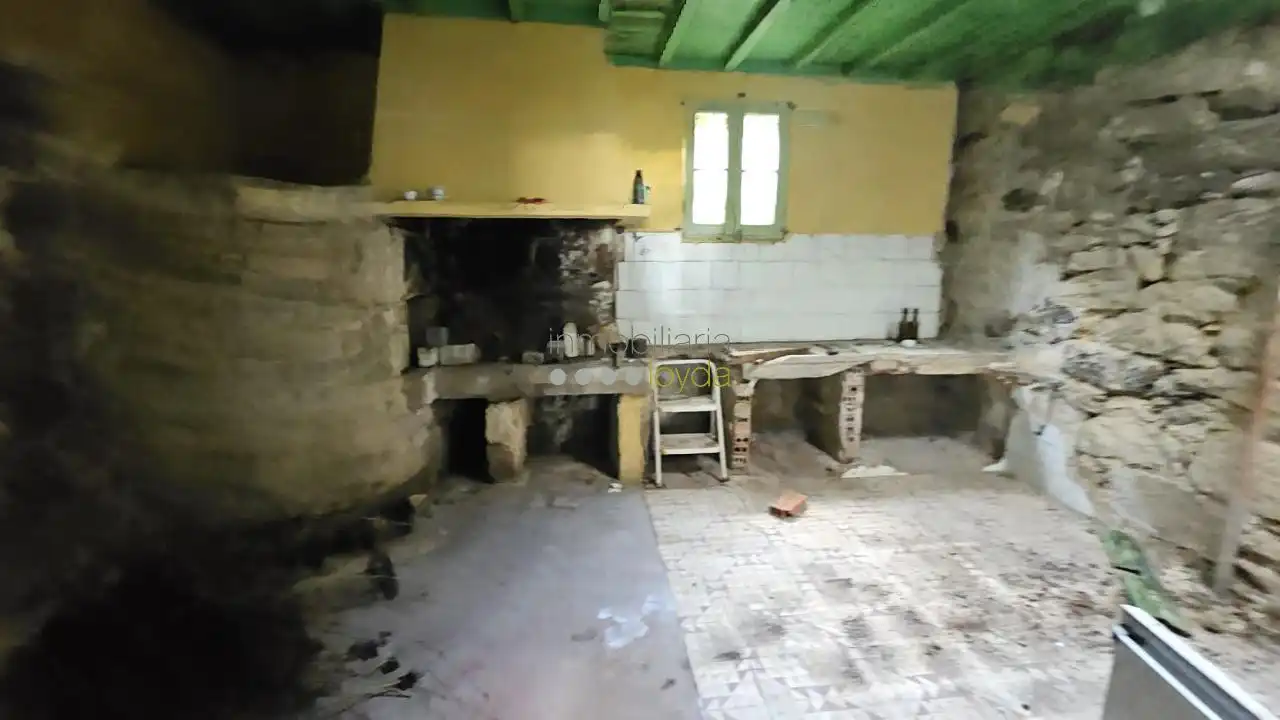Casa amb jardí en venda a Cangas pueblo, imagen 9