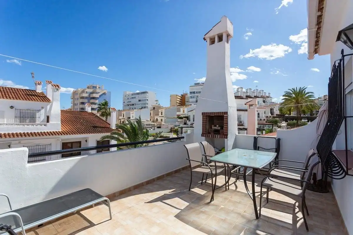 Terrace of Houses for sale in Torrevieja  with Air Conditioner, Heating and Private garden