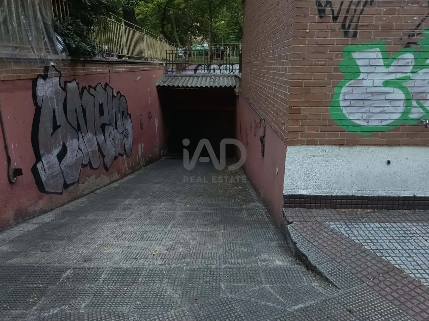 Parking of Garage for sale in Madrid