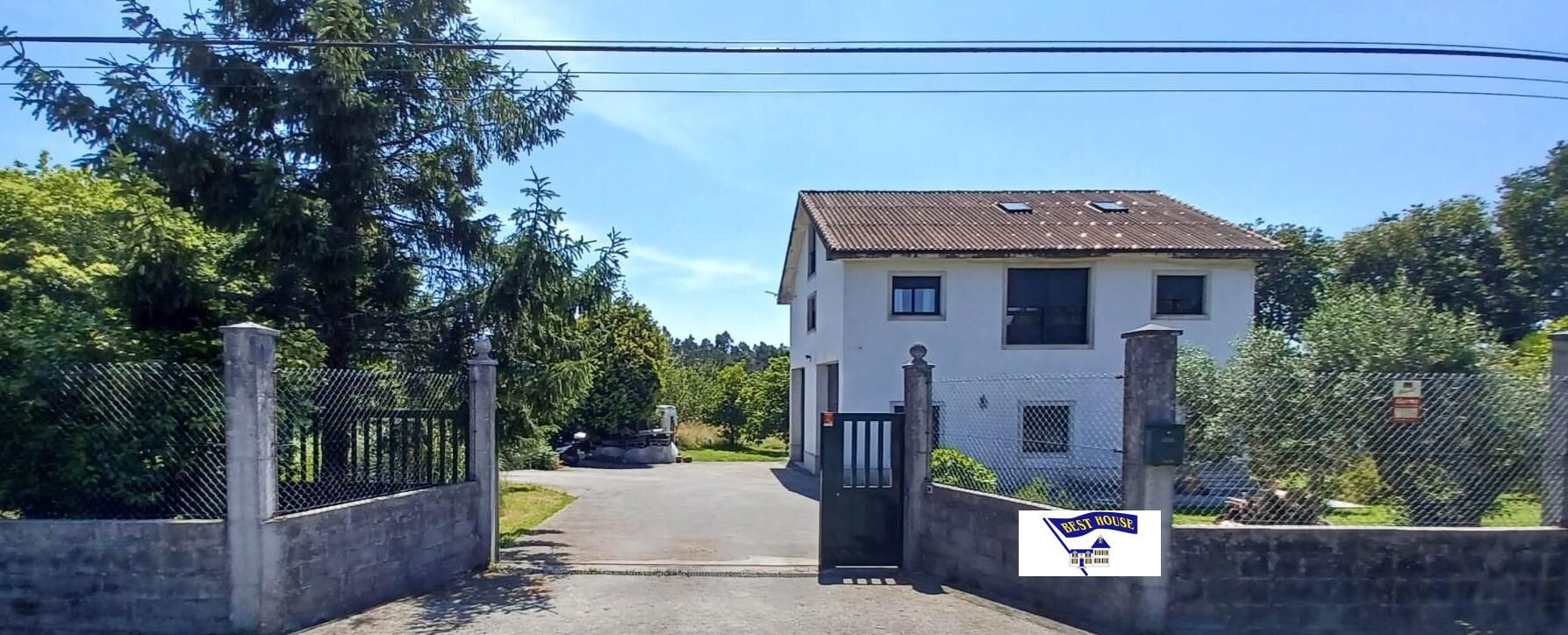 Vista exterior de Casa o xalet en venda en Negreira amb Calefacció, Jardí privat i Terrassa